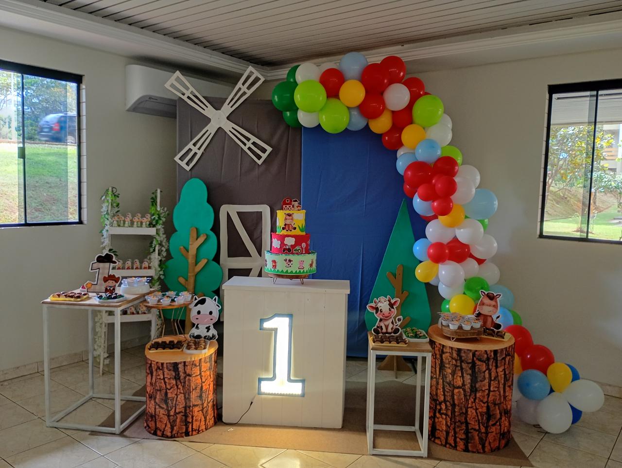 Festa de 1 ano com tema fazendinha